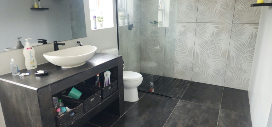 To Let 3 Bedroom Property for Rent in Bay View Western Cape